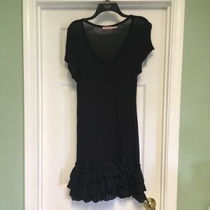 Beautiful and comfortable Juicy Couture dress!! 😍